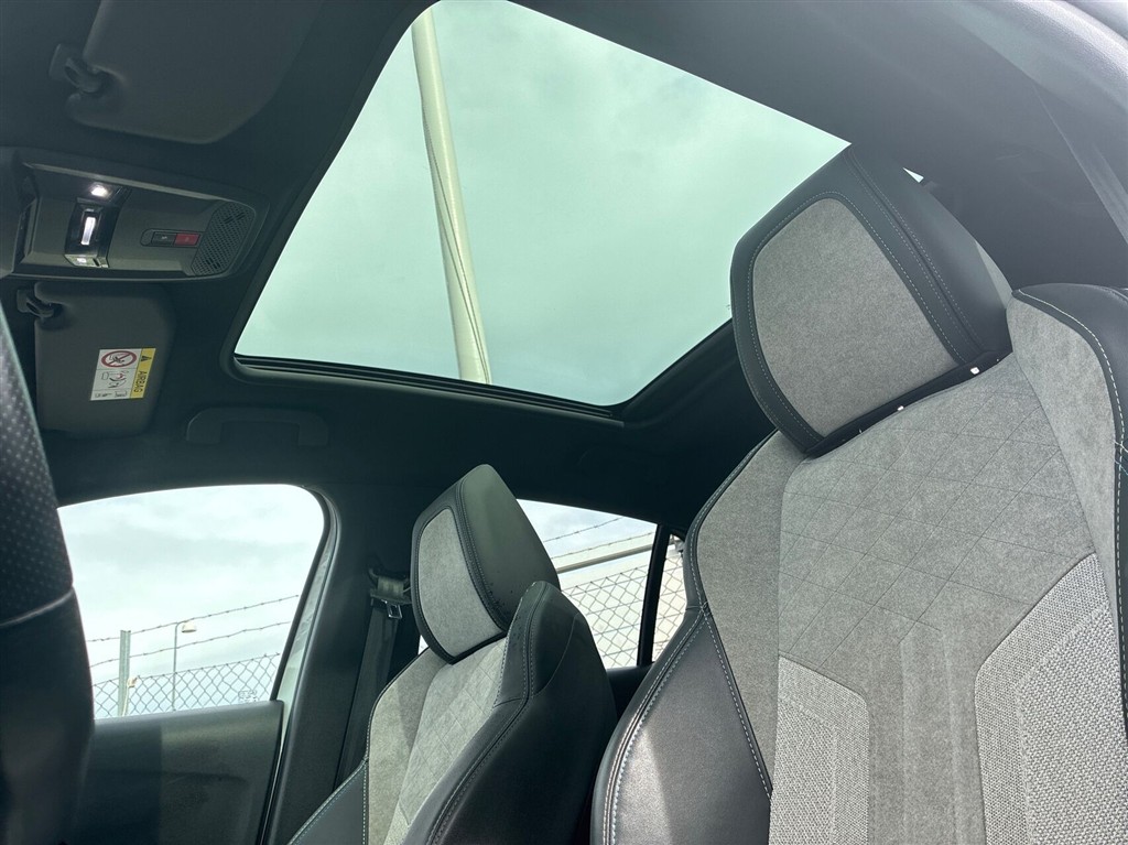 Peugeot e-208 GT Pack billede 17