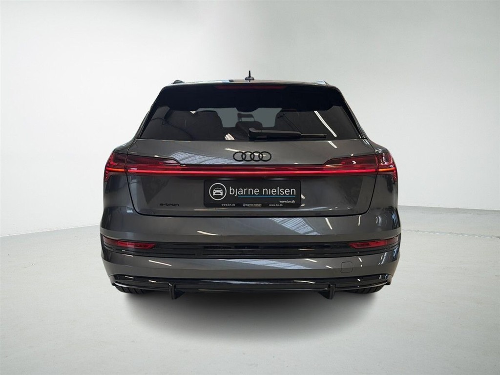 Audi E-tron S Line billede 7