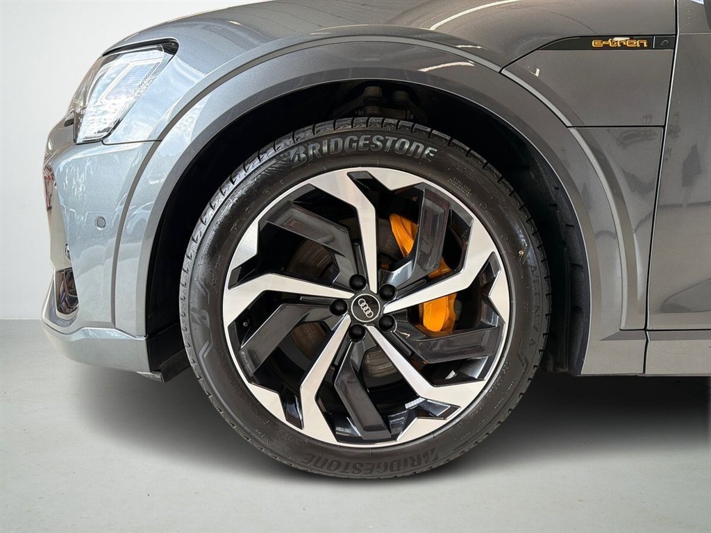 Audi E-tron S Line billede 8