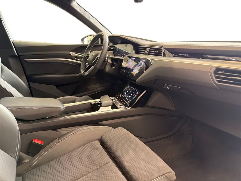 Audi E-tron S Line billede 10
