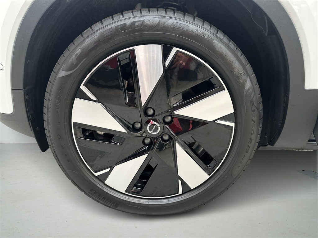 Volvo EX40 Plus billede 9