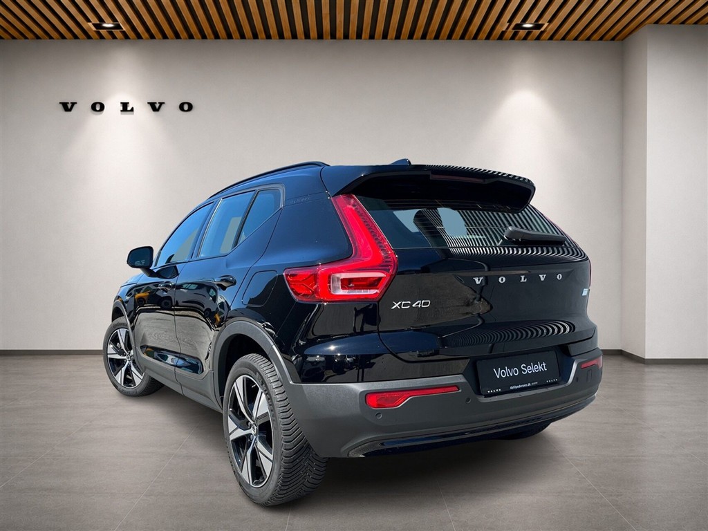 Volvo XC40 Plus billede 2