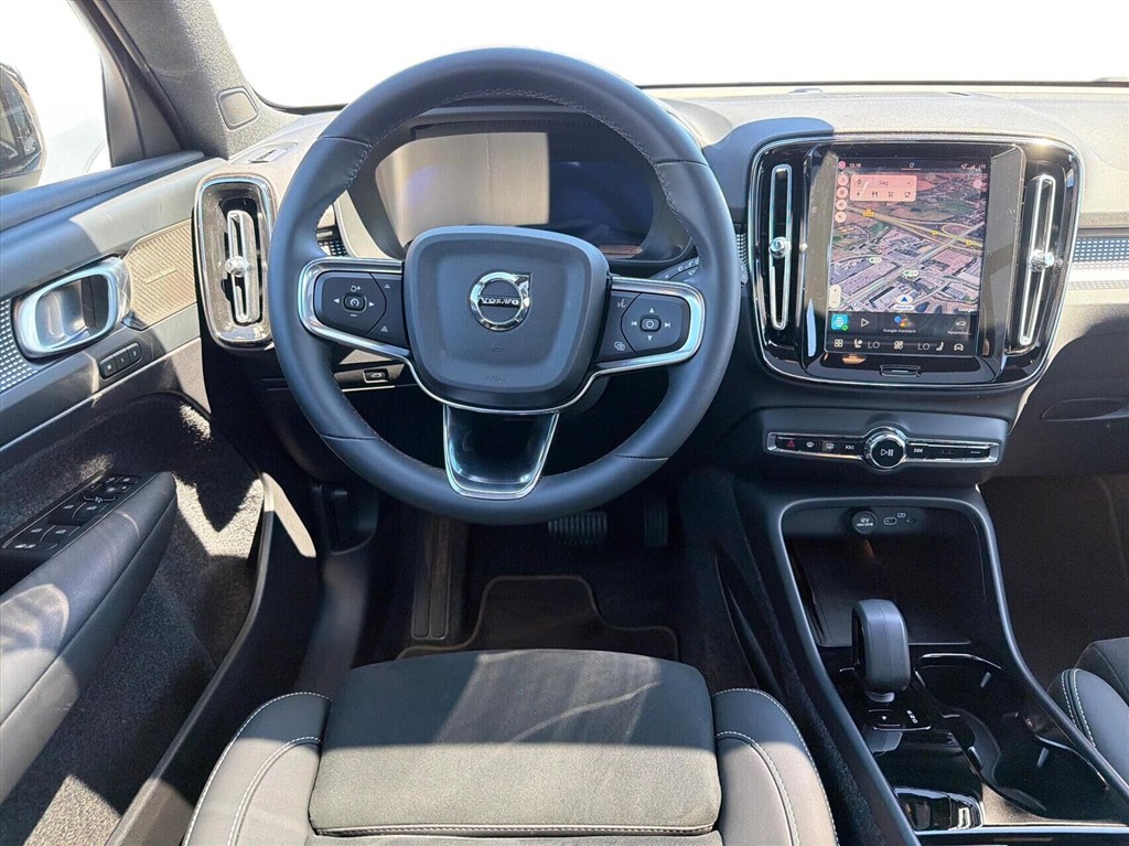 Volvo EX40 Black Edition billede 9