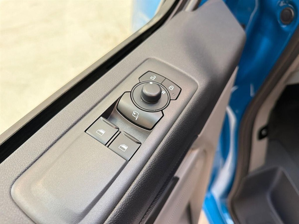 Ford E-Transit Custom Trend billede 15