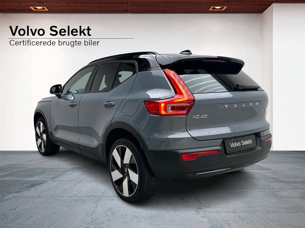 Volvo XC40 Plus billede 2
