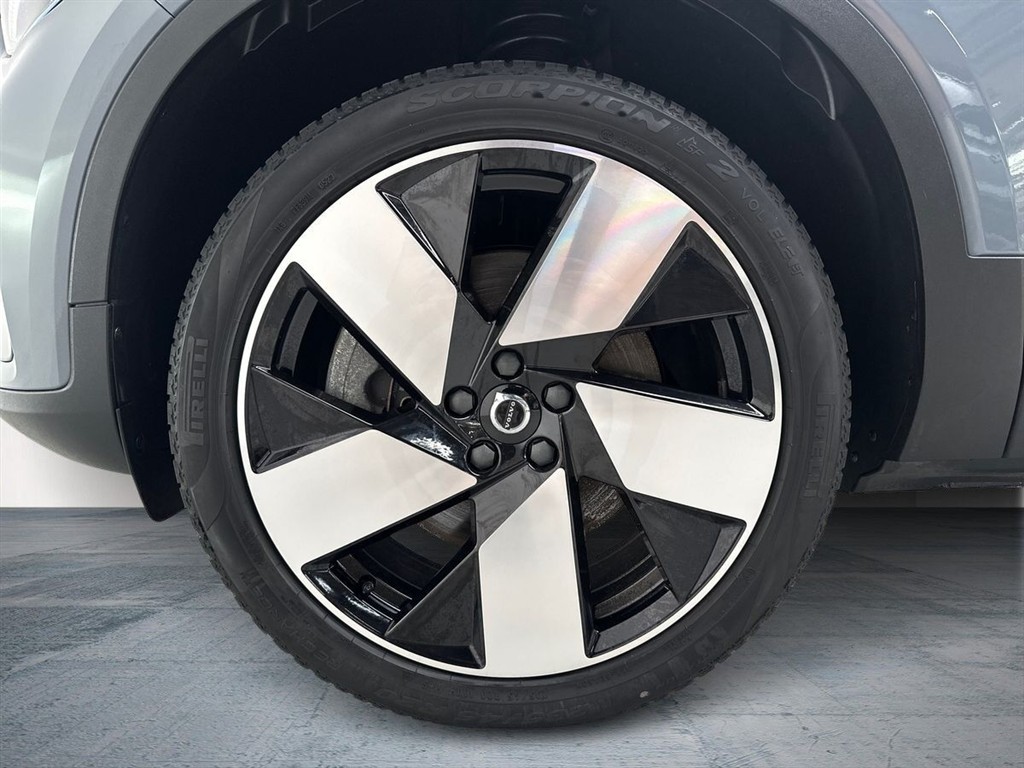Volvo XC40 Plus billede 10