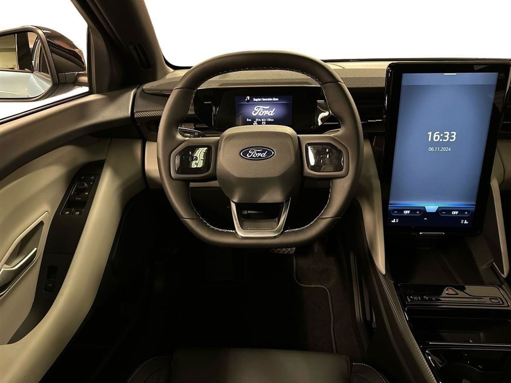 Ford Explorer UR Premium billede 8