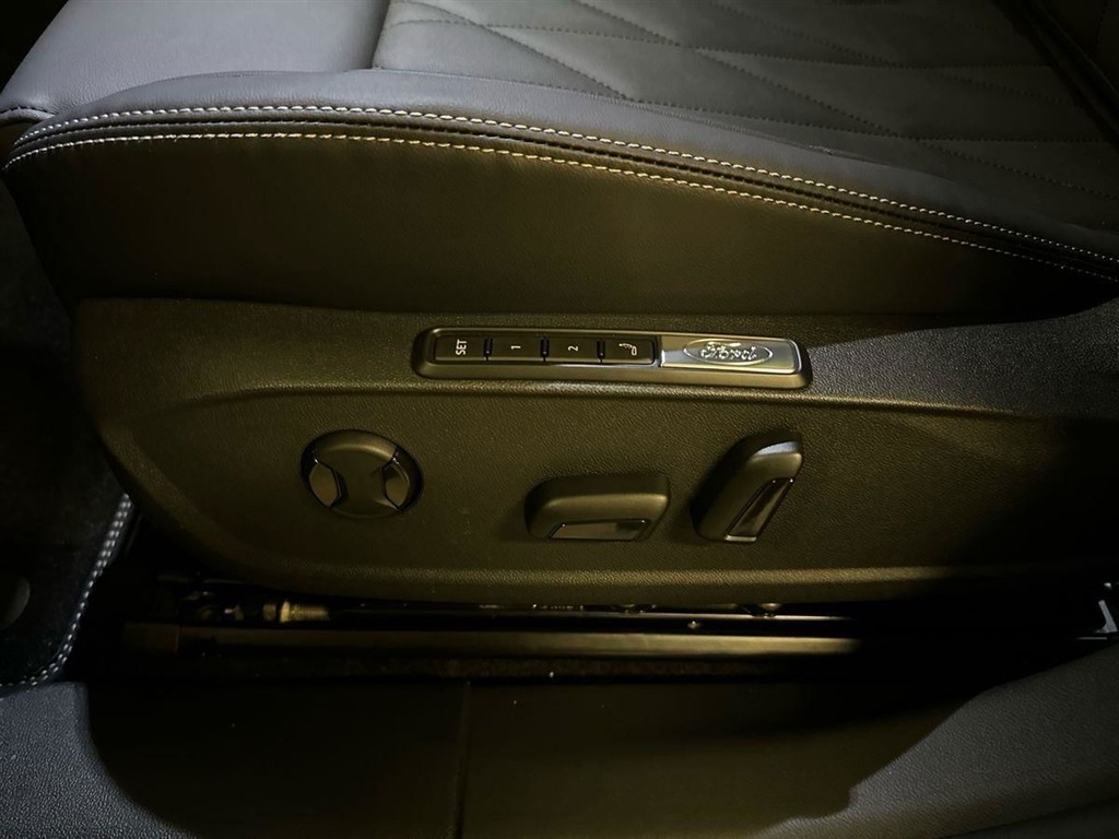 Ford Explorer UR Premium billede 23