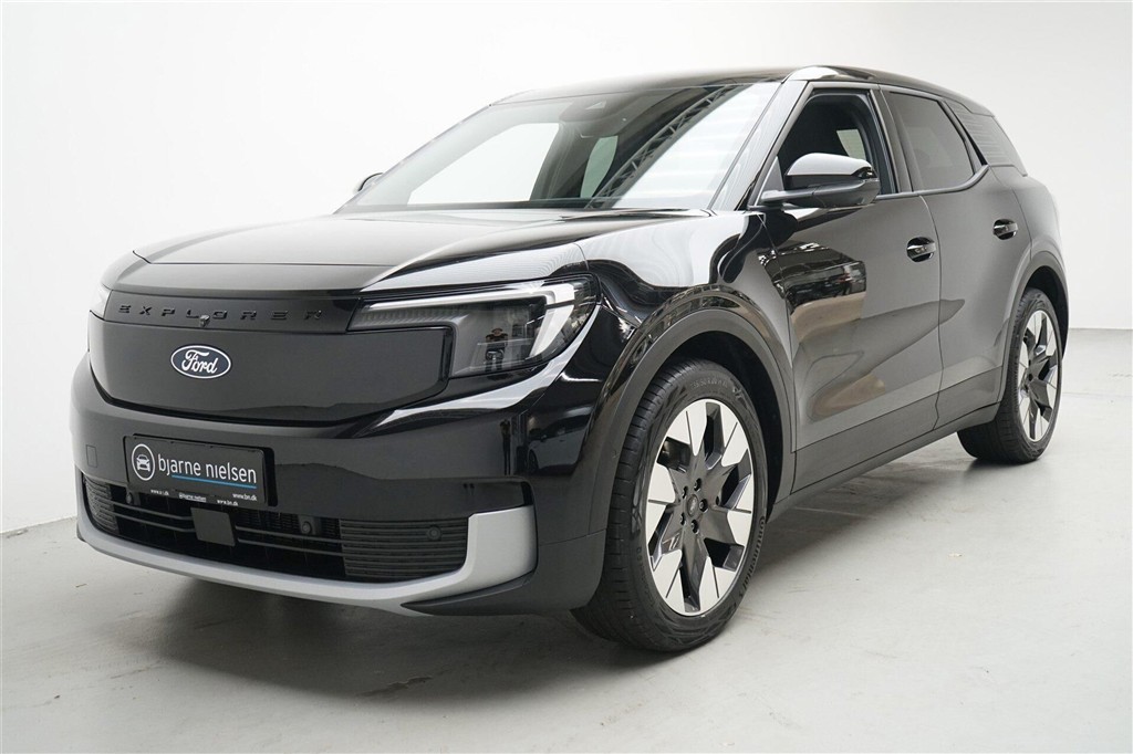 Ford Explorer UR Premium