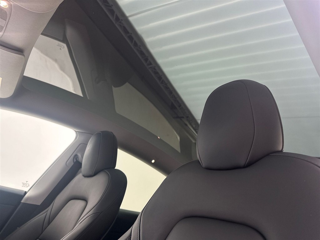 Tesla Model Y Long Range billede 21