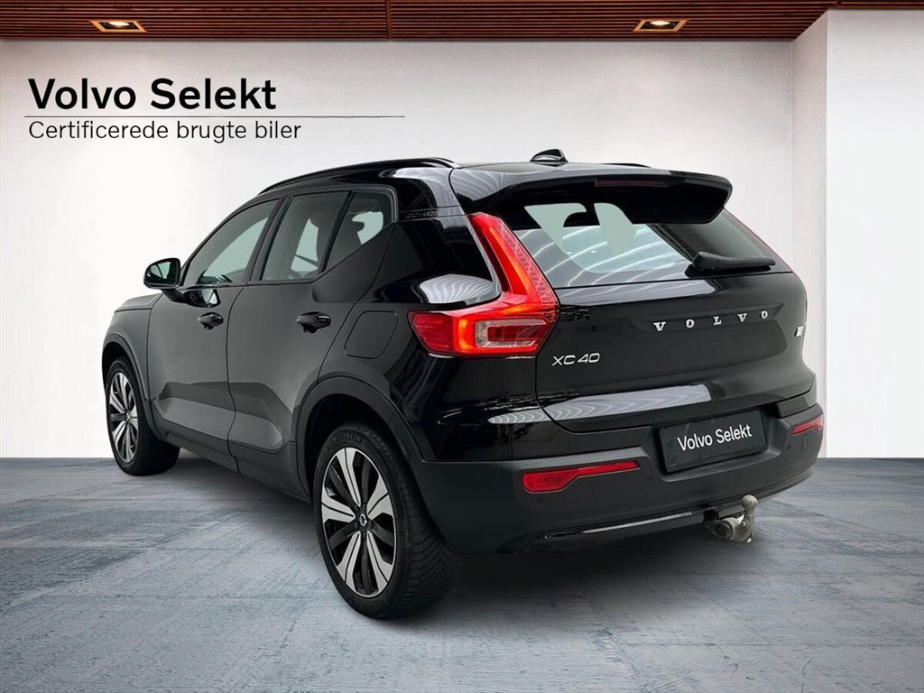 Volvo XC40 Plus billede 2