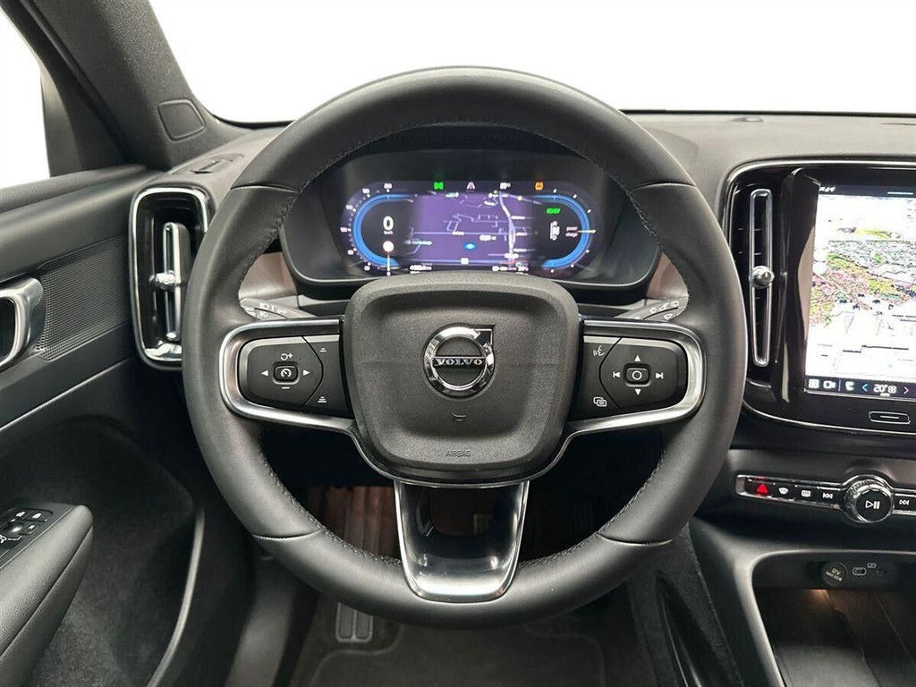 Volvo XC40 Plus billede 11