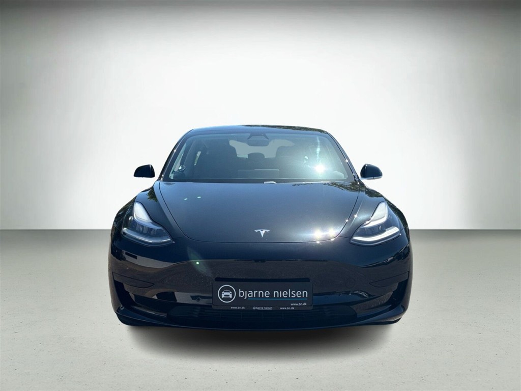Tesla Model 3 Standard Range Plus billede 2