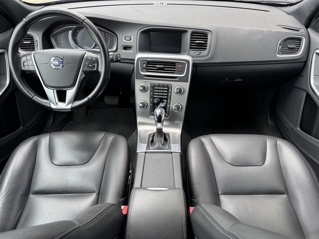 Volvo V60 Momentum billede 4