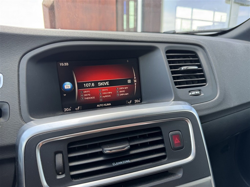 Volvo V60 Momentum billede 8