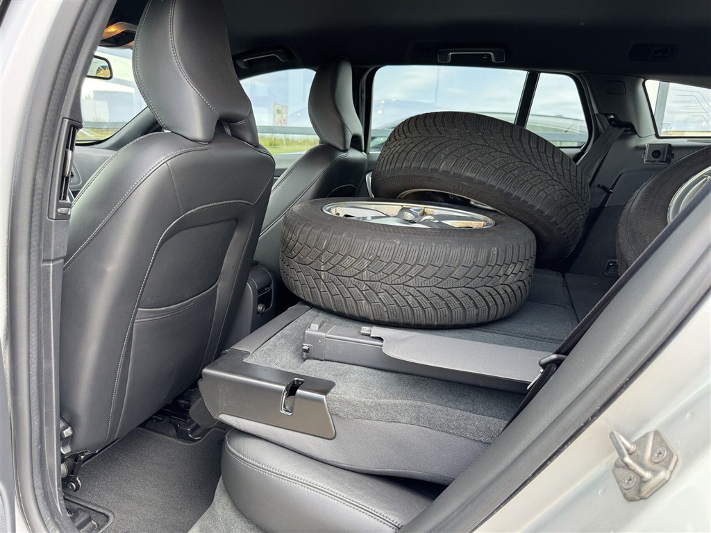 Volvo V60 Momentum billede 15
