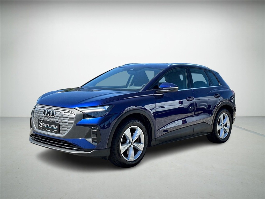 Audi Q4 Attitude