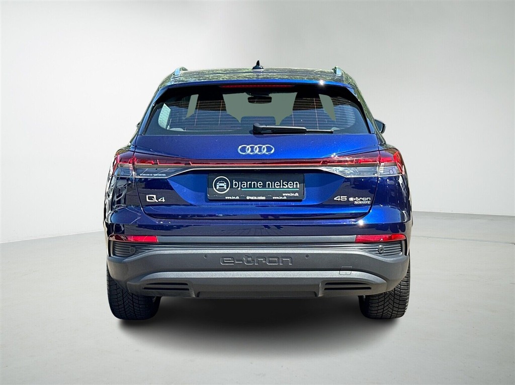 Audi Q4 Attitude generic.image 7