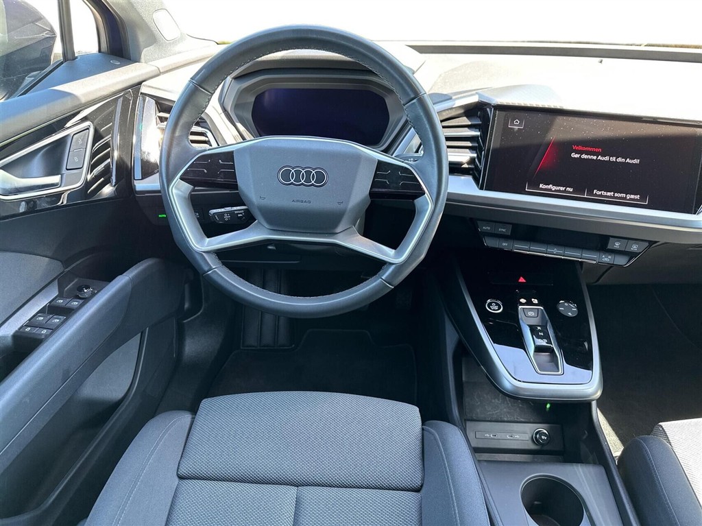 Audi Q4 Attitude generic.image 9