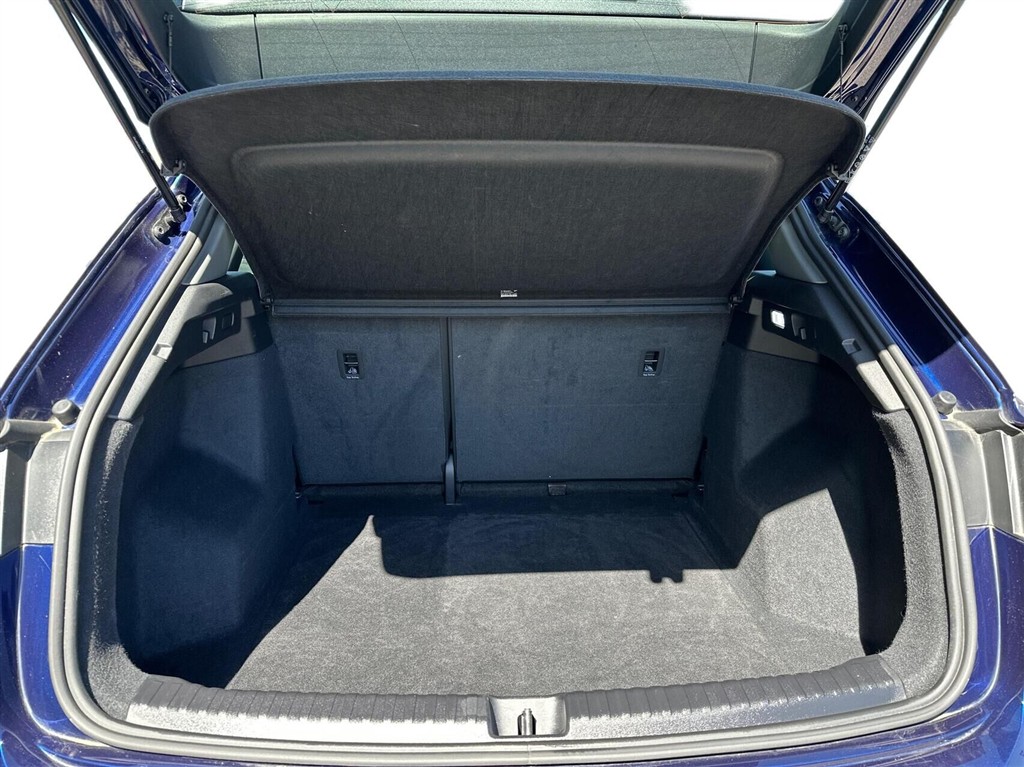 Audi Q4 Attitude generic.image 13
