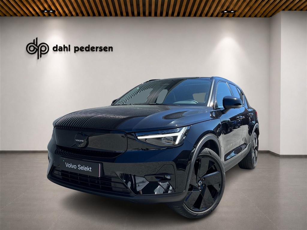 Volvo EX40 Black Edition