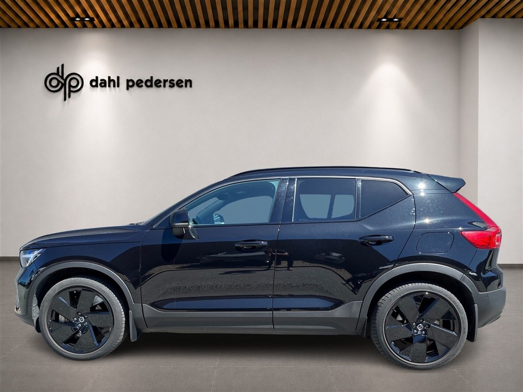 Volvo EX40 Black Edition billede 3