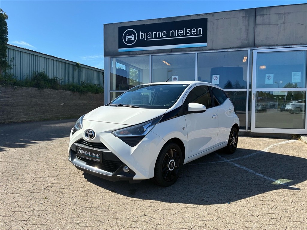 Toyota Aygo X-pression Safety Sense