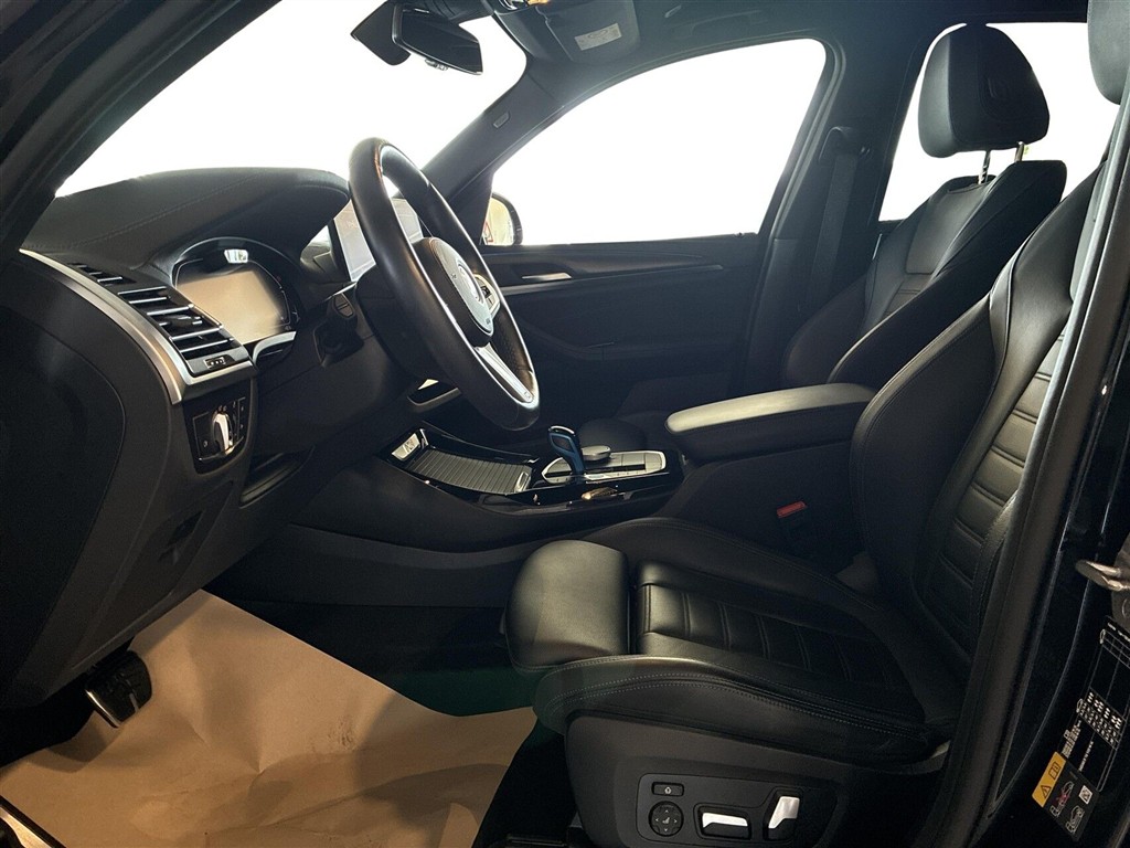 BMW iX3 M-Sport Charged Plus generic.image 12