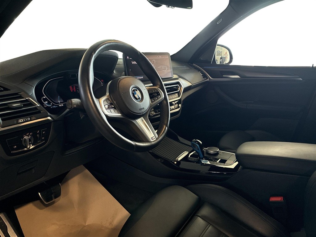 BMW iX3 M-Sport Charged Plus generic.image 13