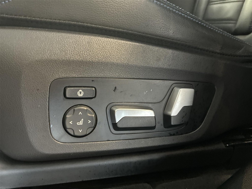 BMW iX3 M-Sport Charged Plus generic.image 19