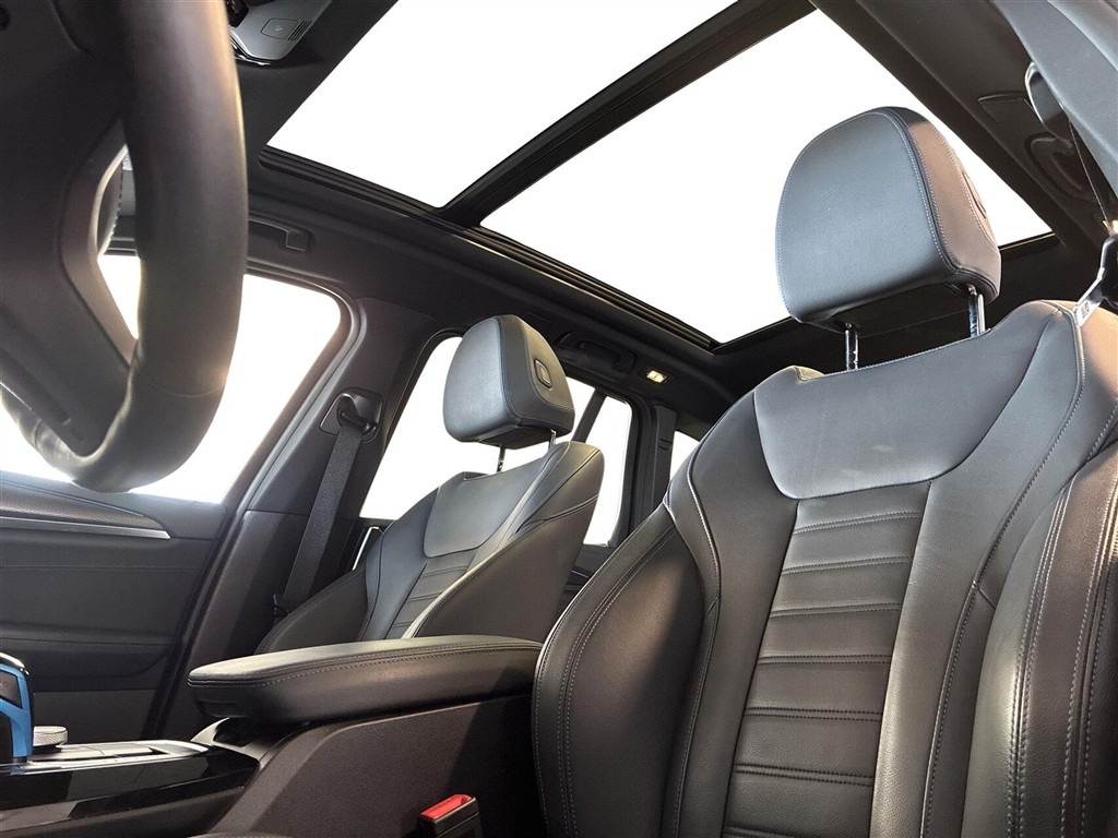 BMW iX3 M-Sport Charged Plus generic.image 17
