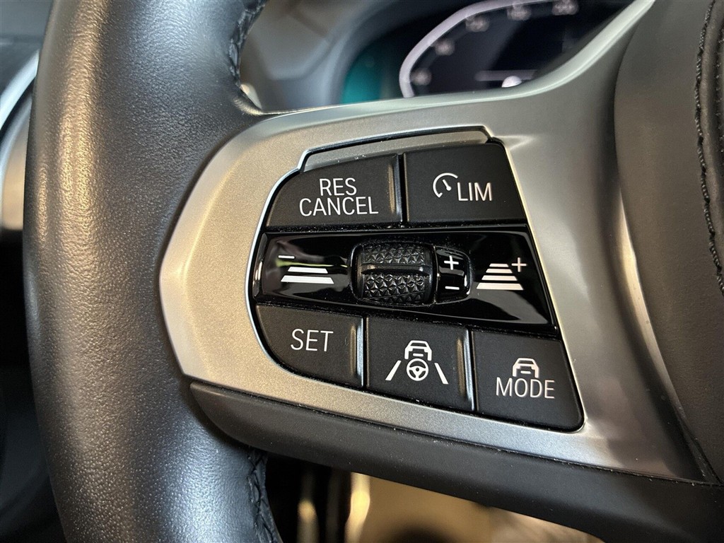 BMW iX3 M-Sport Charged Plus generic.image 30