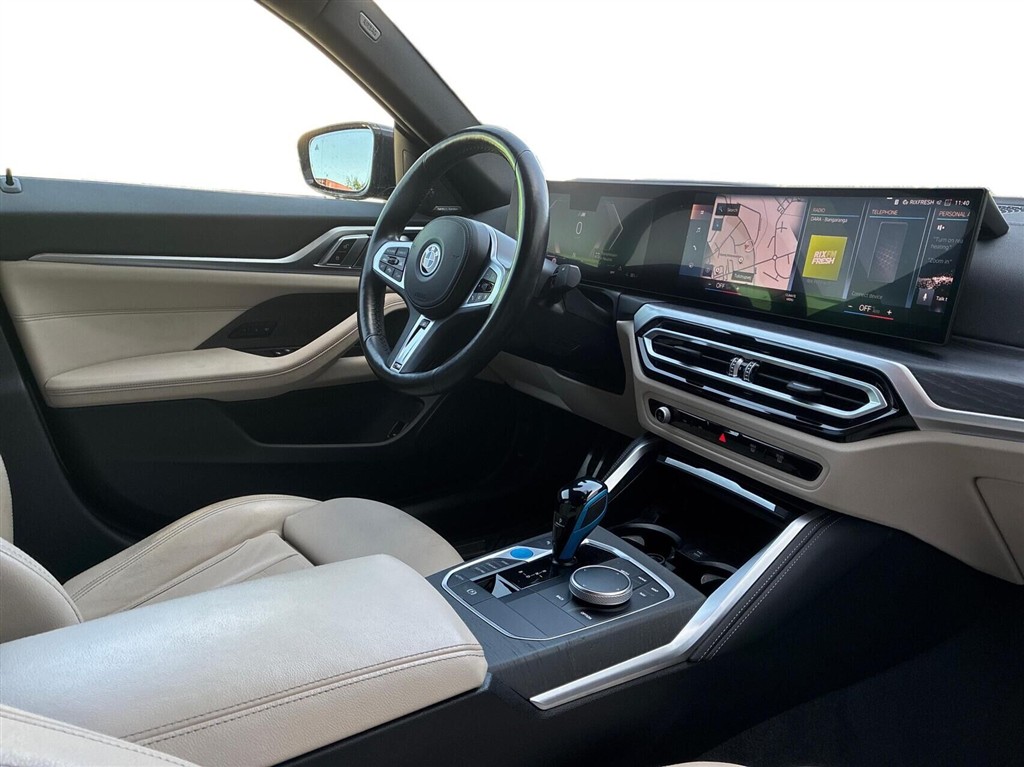 BMW i4 Fully Charged M-Sport billede 15