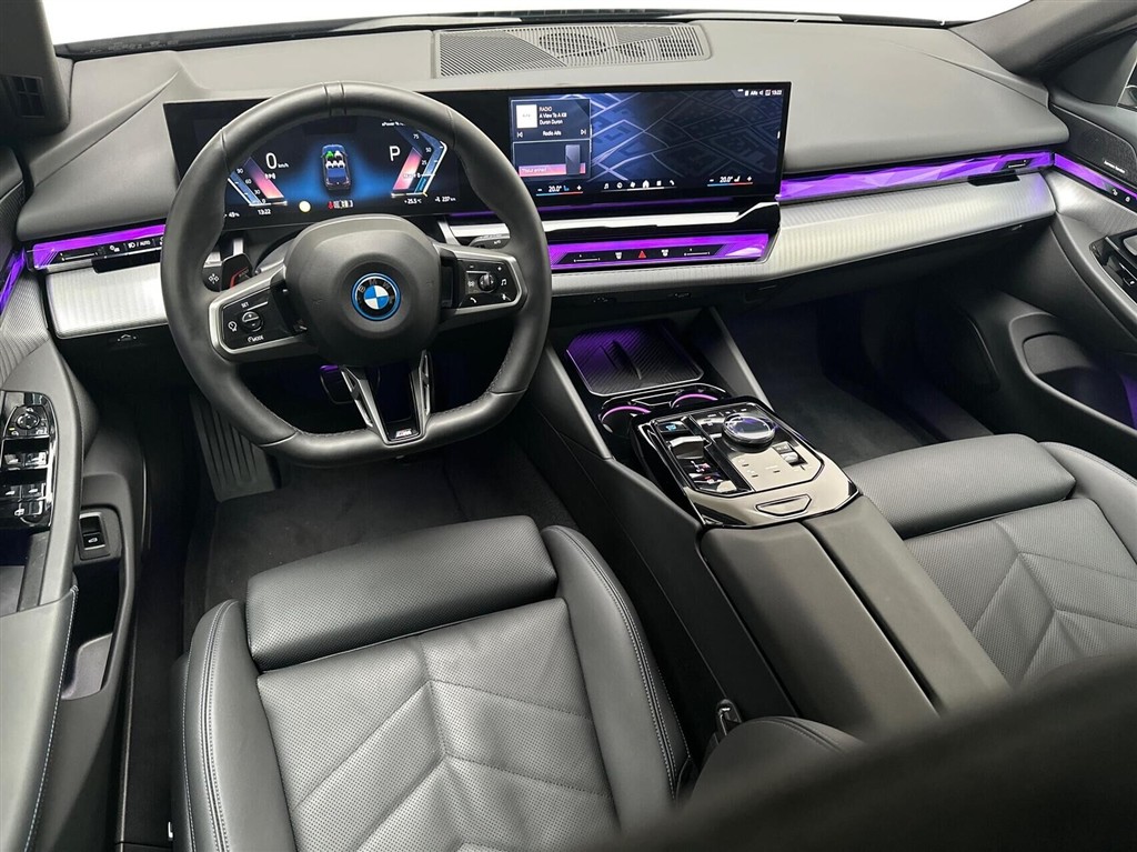 BMW i5 Fully Charged billede 4