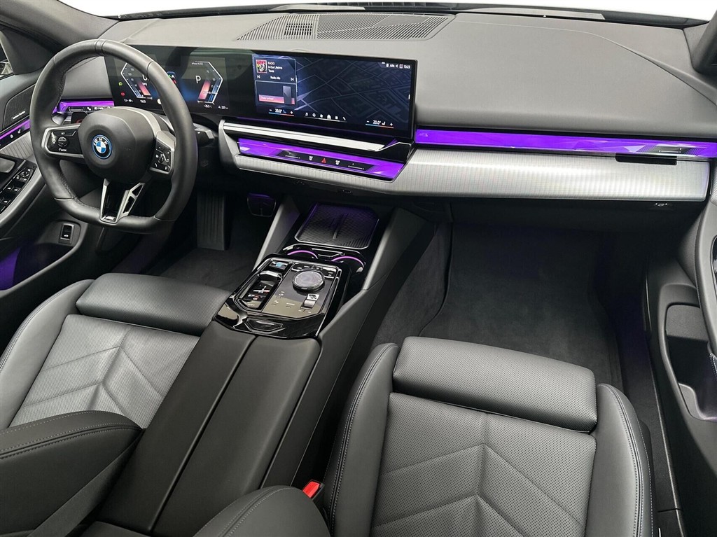 BMW i5 Fully Charged billede 11