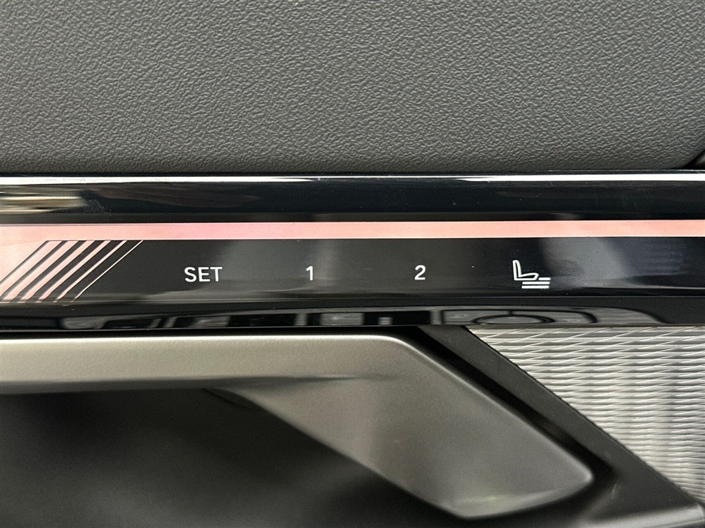 BMW i5 Fully Charged billede 21