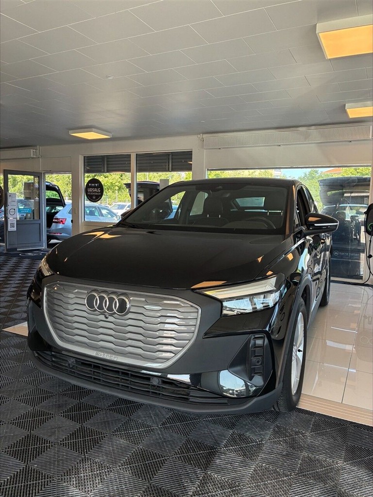 Audi Q4 Attraction