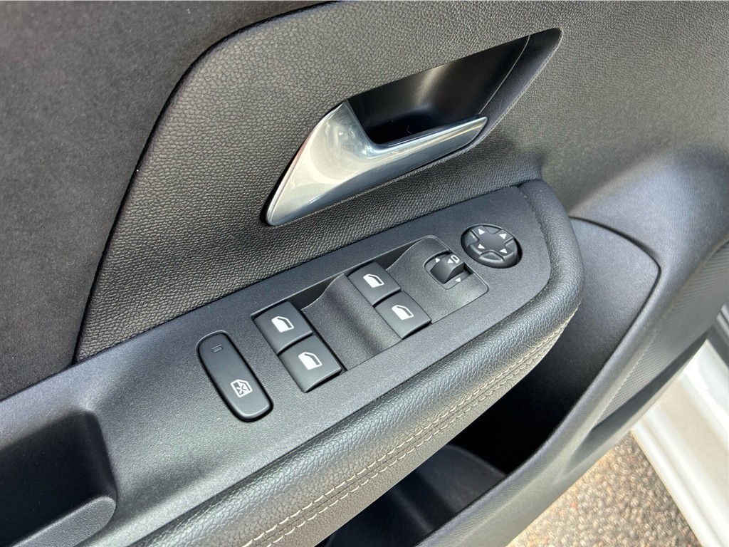 Opel Mokka-e Ultimate billede 19