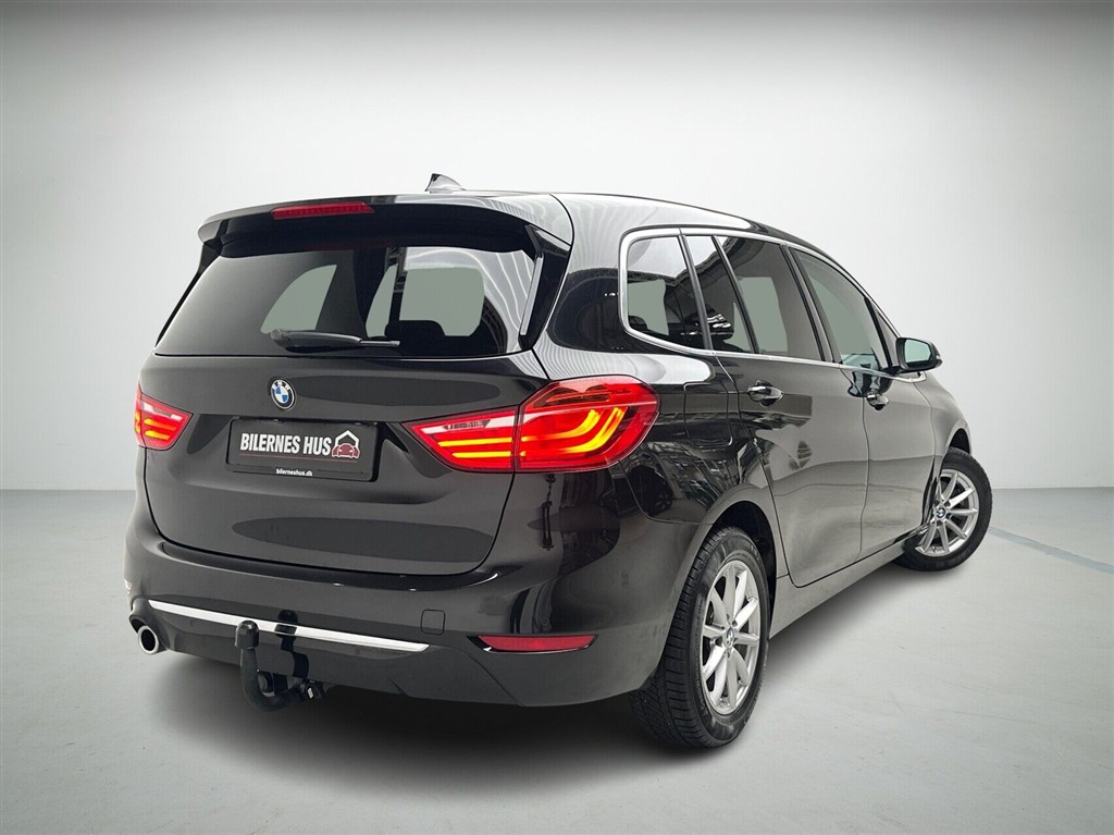 BMW 218i Advantage billede 2