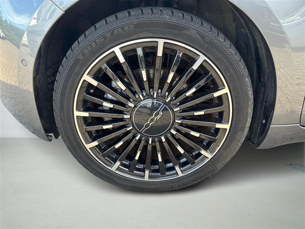Fiat 500e La Prima billede 8