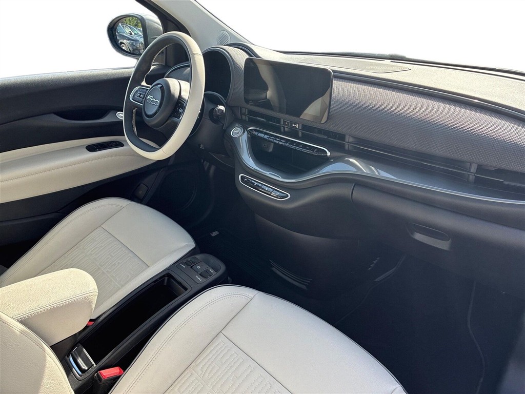 Fiat 500e La Prima billede 10
