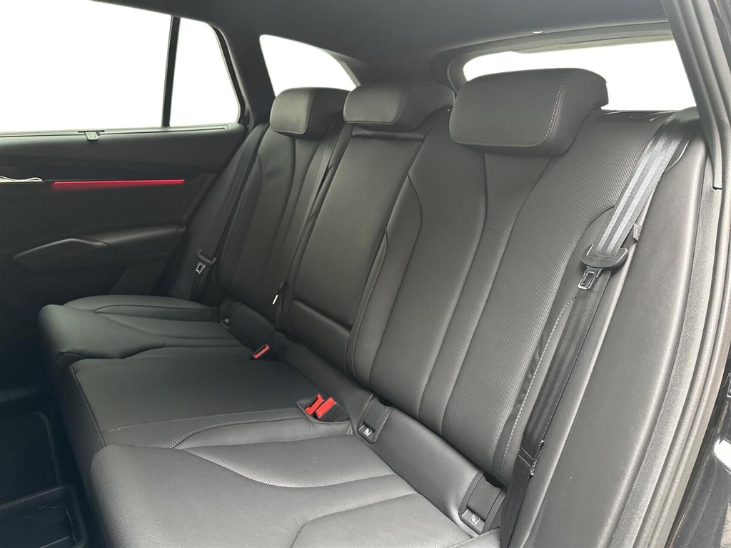 Skoda Enyaq iV L&K billede 13