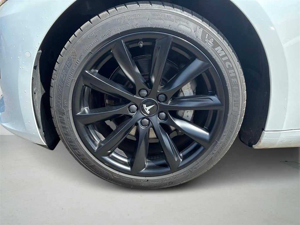 Tesla Model 3 Standard Range Plus billede 8