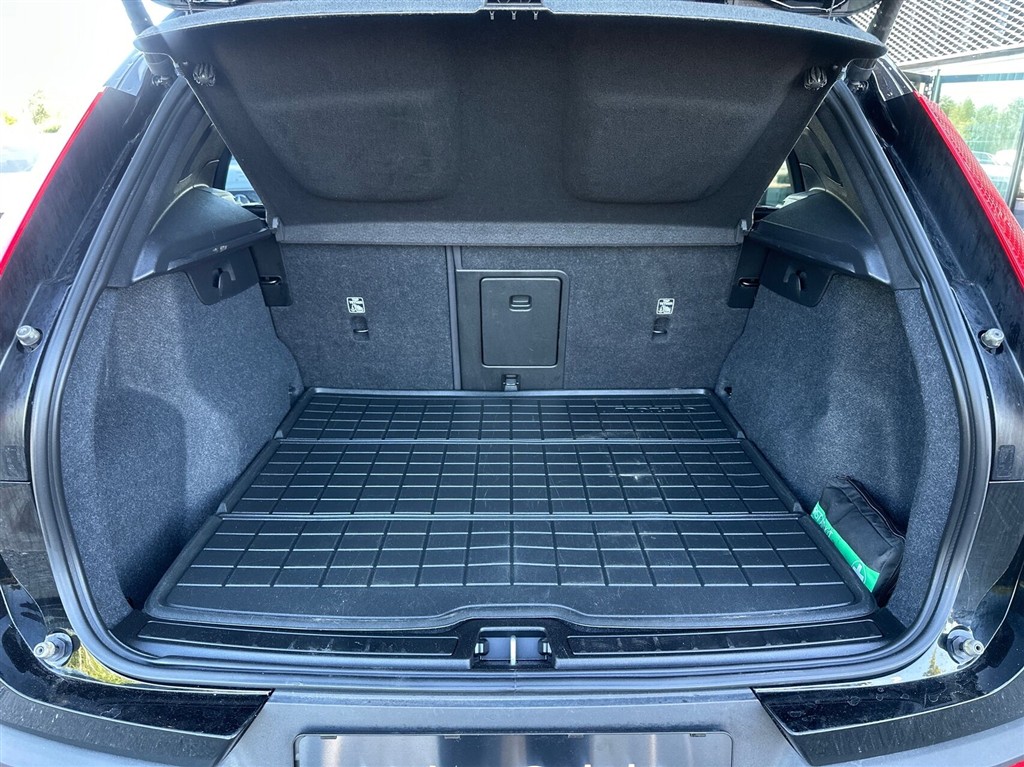 Volvo XC40 Plus billede 14