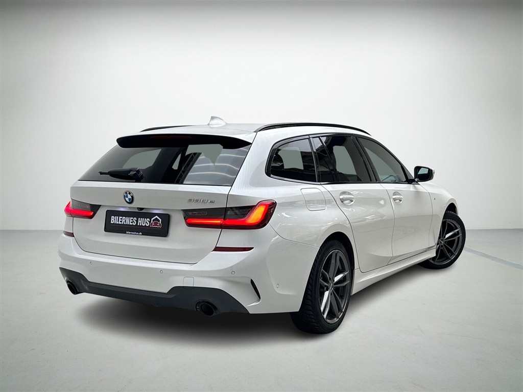BMW 330e M-Sport billede 2