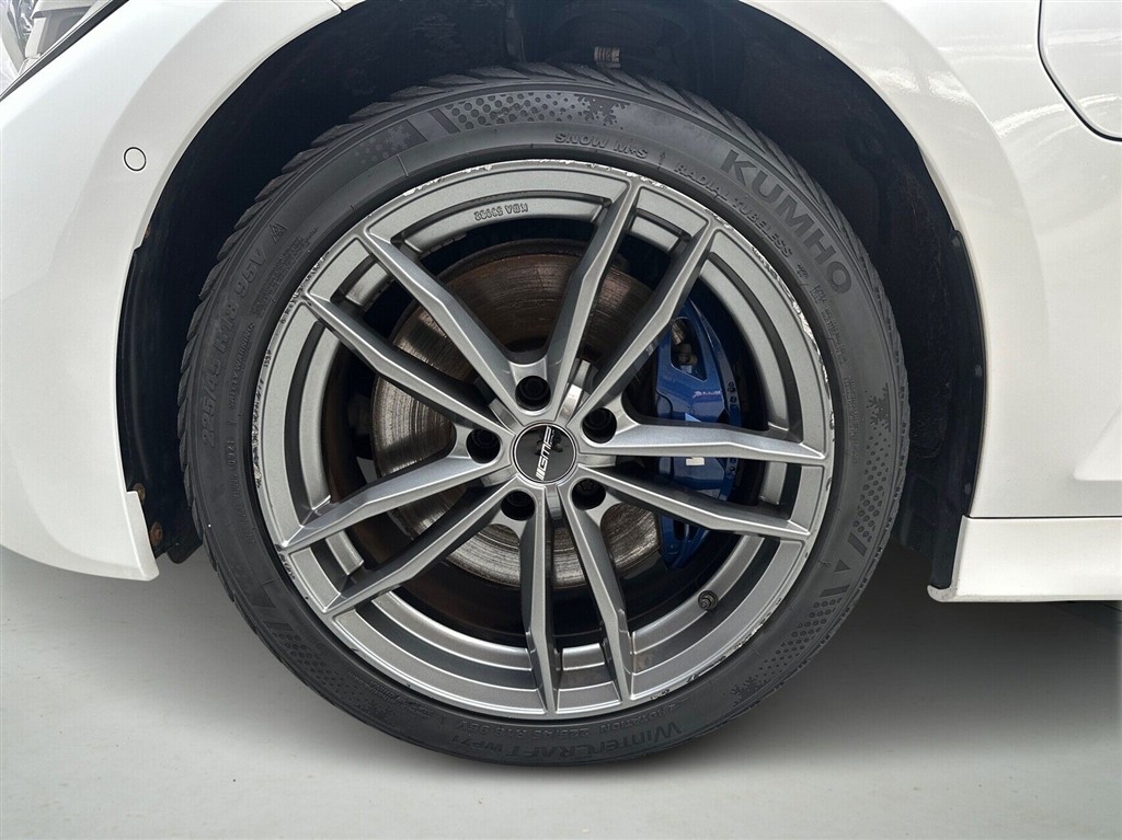 BMW 330e M-Sport billede 9