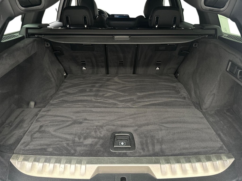 BMW 330e M-Sport billede 14