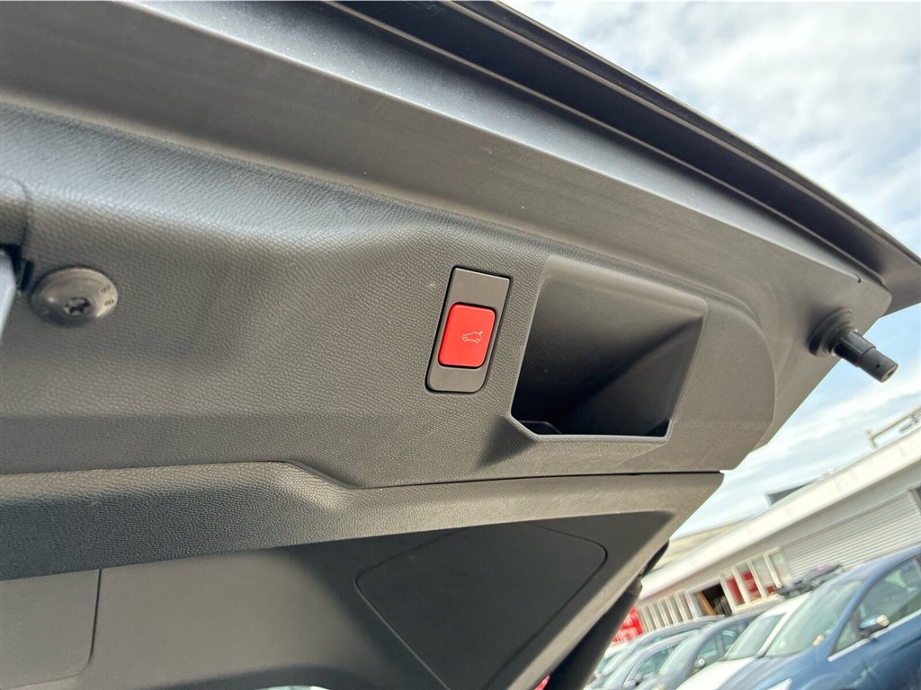 Peugeot e-5008 GT Pack billede 14