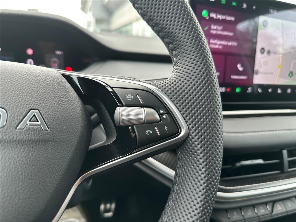 Skoda Enyaq Sportline billede 18