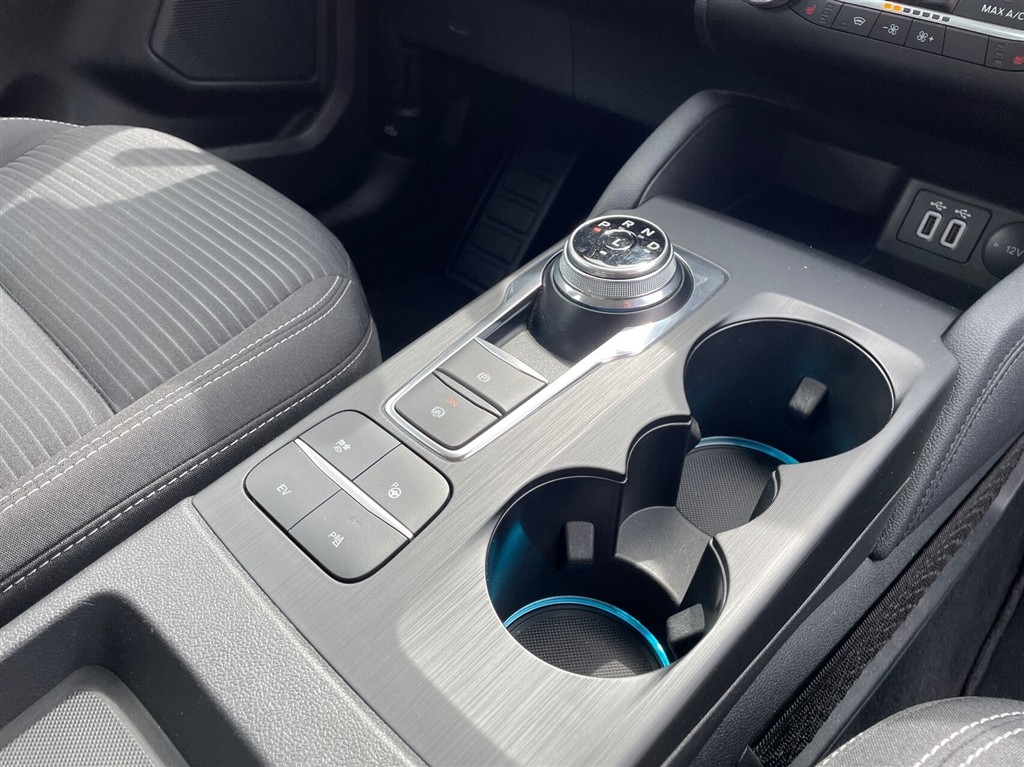 Ford Kuga Titanium billede 15